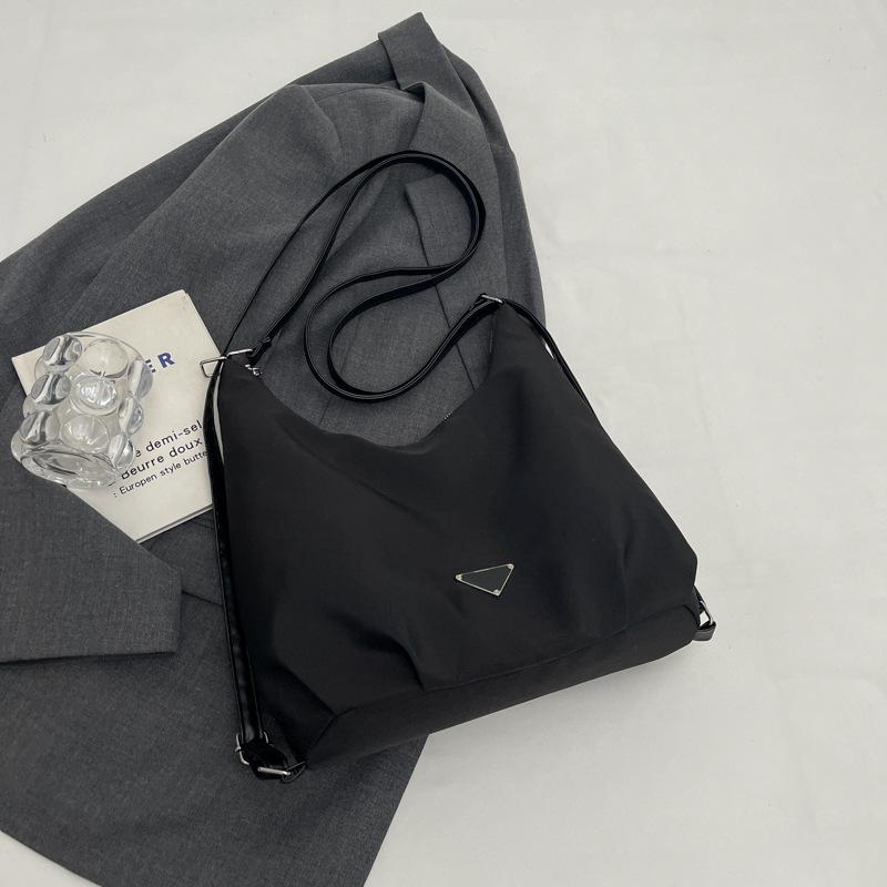 

Большая вместительная сумка-мессенджер, модная, индивидуальная, для отдыха, сумка в иностранном стиле, женская сумка, летняя, 2025, новая, красивая сумка через плечо