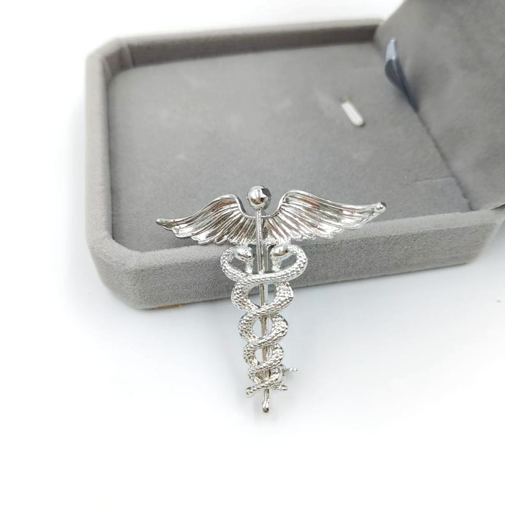 Tierkreiszeichen Schlange Brosche Vintage Personalisiert Verdrehte Schlange Legierung Kleidung mit AnstecknadelWeiblichKostümschmuck & Accessoires