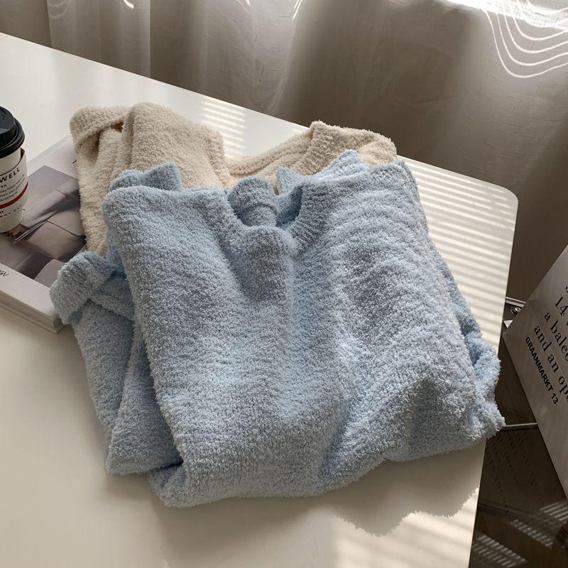 2025 Winter Women’s Chic Korean-Style Round Neck Knitted Pullover Sweater