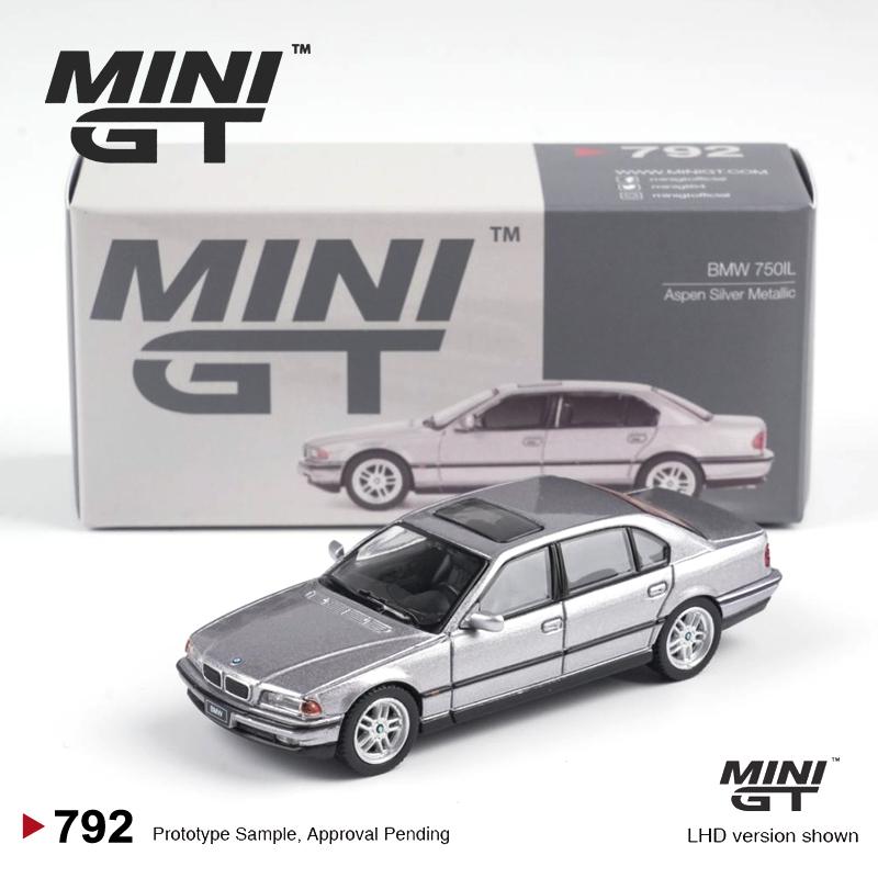 

MINIGT 1:64 BMW 750IL Sorrento Blue Metallic Silver MGT Alloy Car Model 894 792