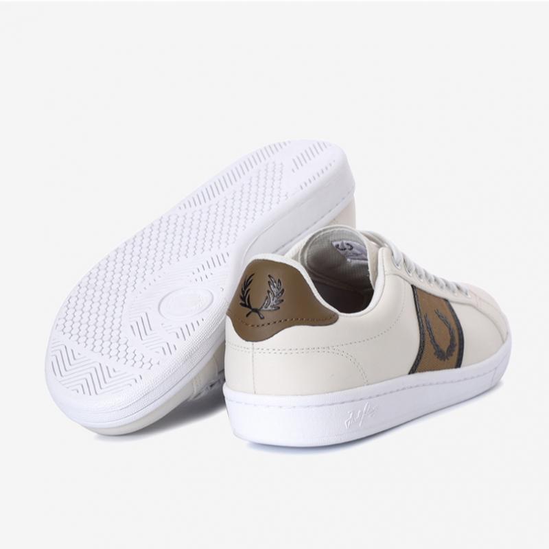 Fred Perry Unisex Leather Sneakers B721 Leather Webbing