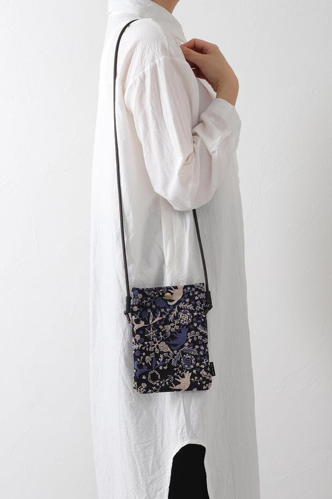 DDintex Ten To Sen "Fox Path" Pochette, Navy, 14x19cm [Dot and Line Embroidery Fabric]