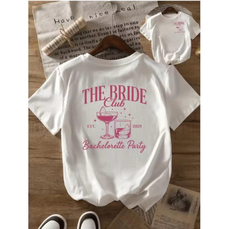 

Женская футболка с принтом The Bride Club Белая с розовыми буквами Дизайн с бокалом вина Идеально для Весны Лета Гостя на Свадьбу S