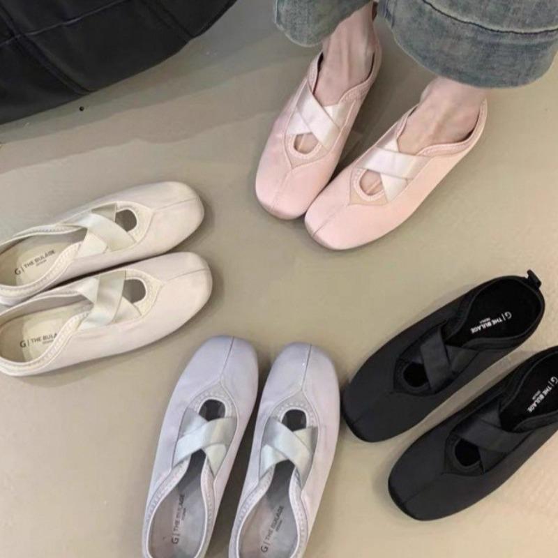 Brand Designer Women's Ballet Flats Round Toe Soft Sole Lightweight Satin 2025 Spring Sweet Dancing Shoes for Ladies