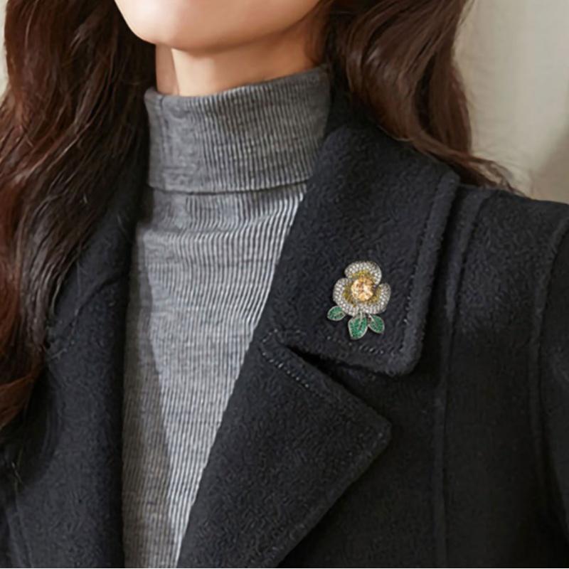 High-End Elegant Sparkling Camellia Brooch For Women Men Luxurious Suit Corsage Pin Office Party Jewelry Accessories