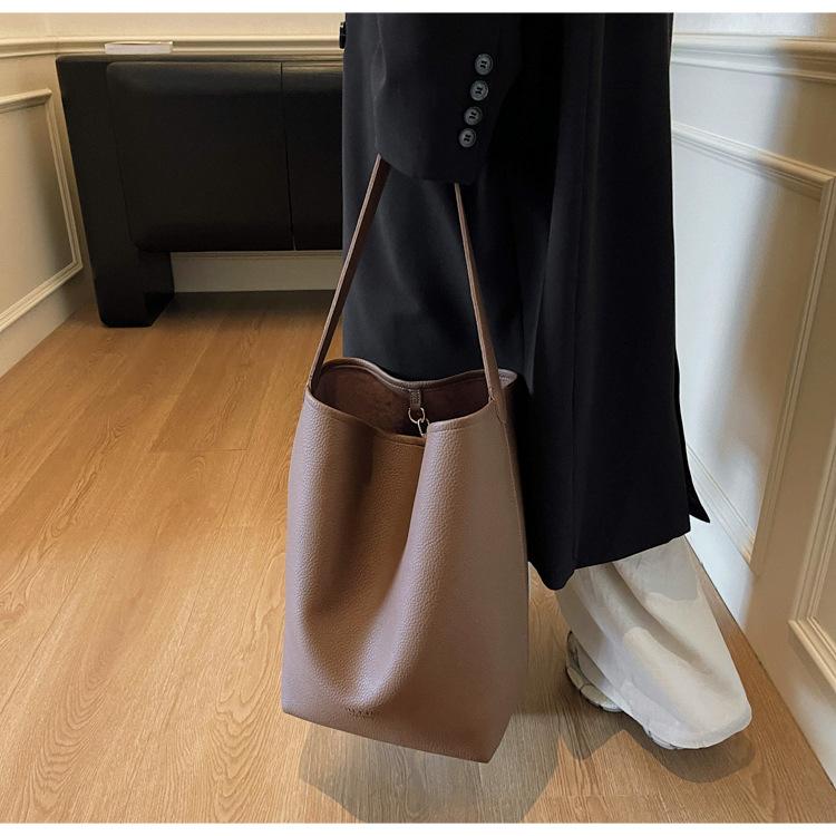 Lazy-looking Large Bag, Simple Shoulder Bag, Soft Leather Bucket Bag