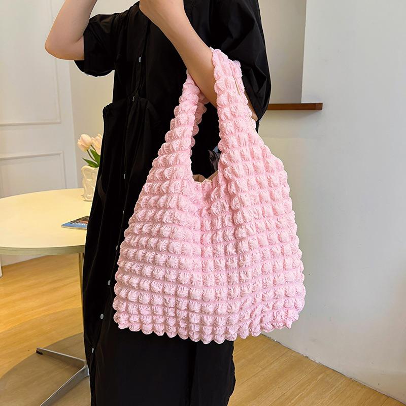 Trendy Shoulder Bag Niche Design Cloud Pleated Tote Bag Simple Waffle Large Capacity Armpit Bag
