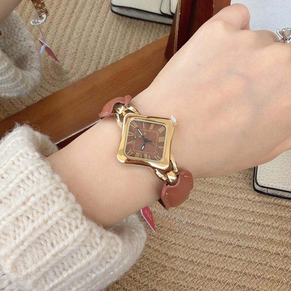 Rhombus Women's Watch Supply Personalized Retro Watch Women