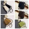 PU Retro mattierte Handtasche Kussverschluss Clutch Umhängetasche Leder Crossbody Tasche Tägliche Aktivitäten