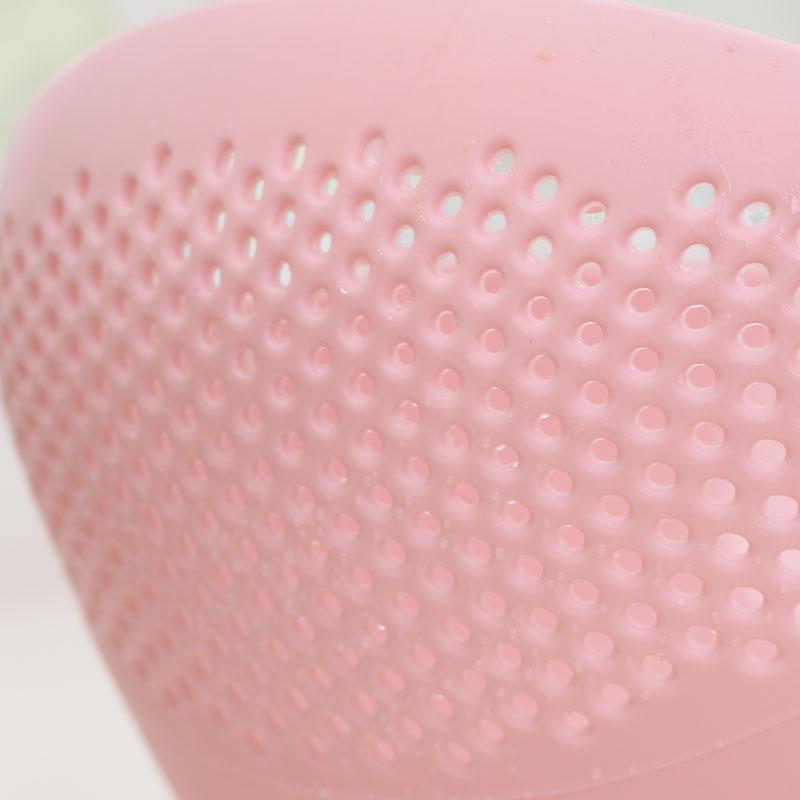 Colorful Thickened Rice Washing Sieve & Vegetable Draining Basket - Available In Large and Small Sizes