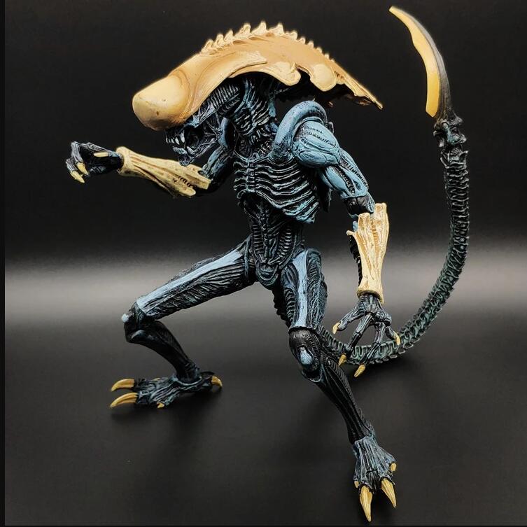 Hot 7inch Alien Figure Xenomorph Toy Aliens Blue Alien Xenomorph figma Predators Alien Egg  Action Figure Collectable Model Toy