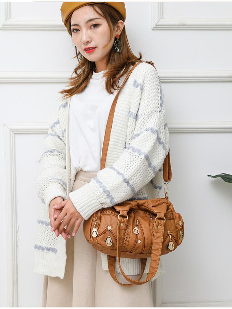 Retro Fashion Multifunctional Handbag with Rivet Decoration, Single Shoulder Diagonal Cross Women's Handbag