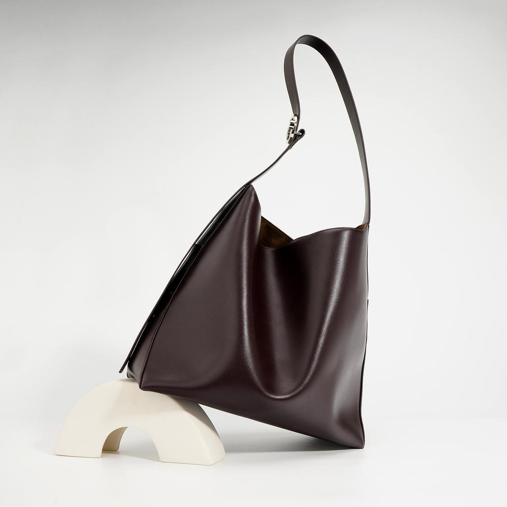 Nischendesign Große Tasche Damen Neue Großraum-Bucket-Bag Einzelne Schulter Crossbody Damenhandtasche