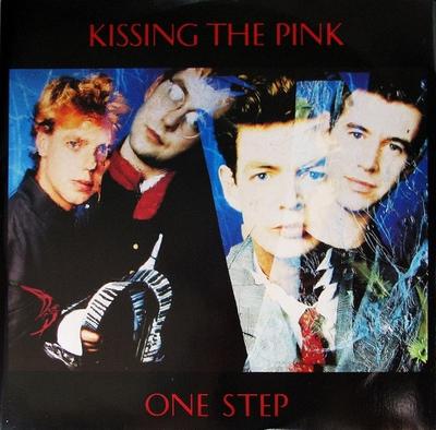 Δίσκος 12 ιντσών KISSING THE PINK - One Step 12KTP8 Μαγνήτης 1985 Ηνωμένο Βασίλειο Dance & Electronica Μεταχειρισμένος