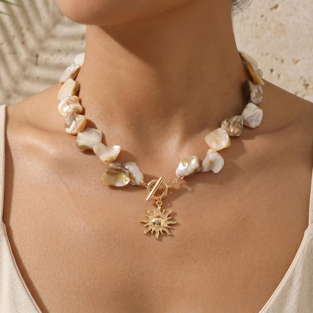 Shell Star Pendant Necklace For Women With Beach Vacation Style Spring