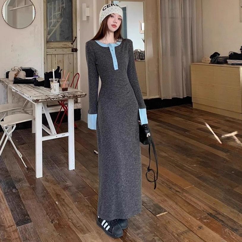 Korean Contrasting Color Semi-open Neck Knitted Dress Women's Autumn and Winter New Design Sense Niche Temperament Hip-wrapped Long Skirt