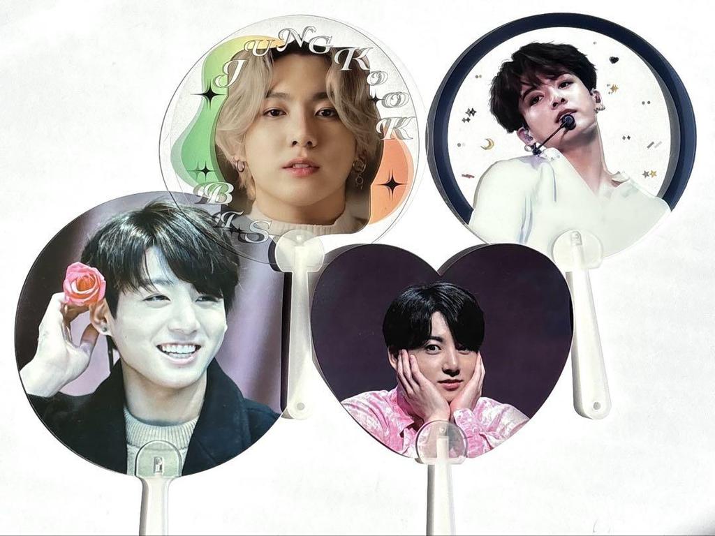 [USED] BTS Jungkook Acrylic Frame A2 Size with 4 Bonus Items