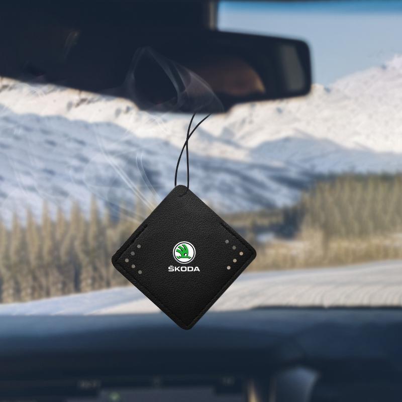 1Pcs Car Interior Pendant Aromatherapy Room Deodorant Sachet Car Accessories For Skoda Octavia Superb Rapid Kodiaq Karoq Fabia Kamiq Roomster Citigo