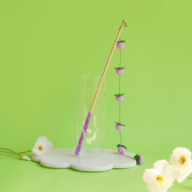 Boredom Cats Chasing Toy with Felt Fruit Ball And Natural Rope Teaser Wand Enrichment Toy For Climbing Hunting Activity