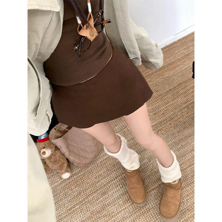 Women's Versatile Woolen Skirt Pants with Side Zipper - Stylish, Slimming, Two-Wear Design for Spring, Autumn, and Winter