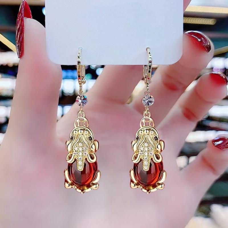 Elegant Gold Rhinestones Animal Earrings Women's Rhinestones Dangle Earrings in Elegant Gold for Daily Wear Parties