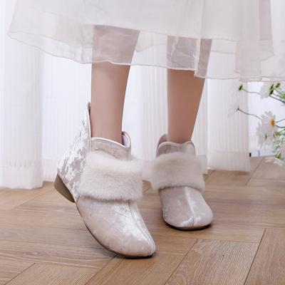 Women's Winter Embroidered Ankle Boots Non-Slip Low Block Heels Snow Booties with Faux Fur Lined Warm Comfortable Fleece Walking Boot Shoes for Women