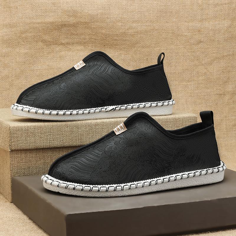 Fashion New Ethnic Style Mens Cloth Shoes Breathable Slip On Flats Men Casual Loafer Classic Embroidered Chinese Style Kung Fu Shoes Men