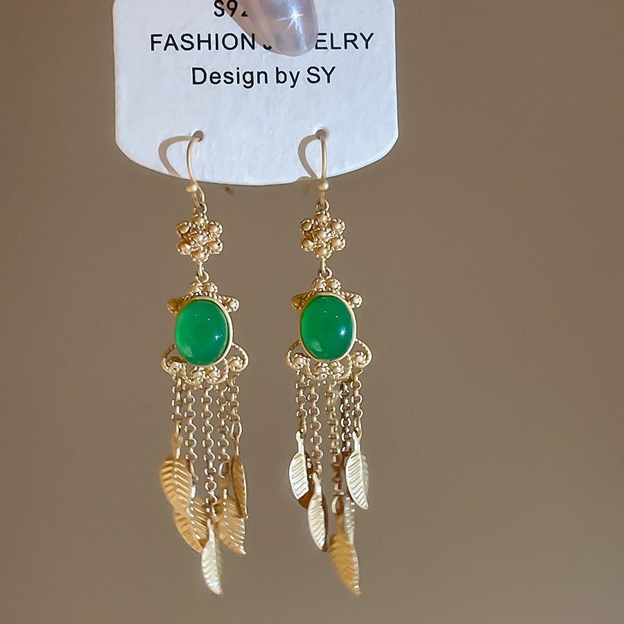 K dumb gold flower leaf fringed ear hook new Chinese retro exquisite versatile earrings light luxury high-end earrings
