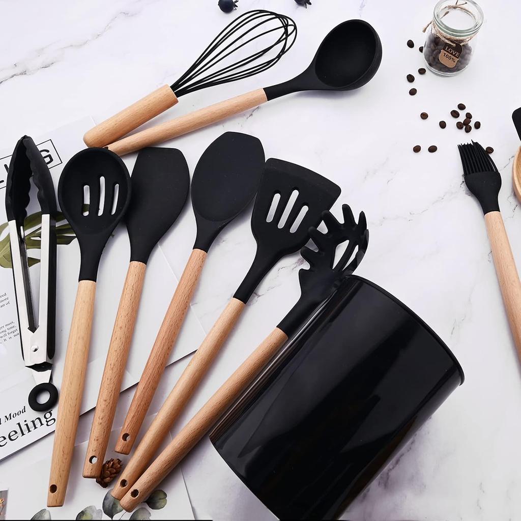 1pcs Black Silicone Balloon Whisk,Heat Resistant Non Scratch Coated Kitchen Whisk with Wooden Handle for Blending Whisking Beating Stirring Cooking