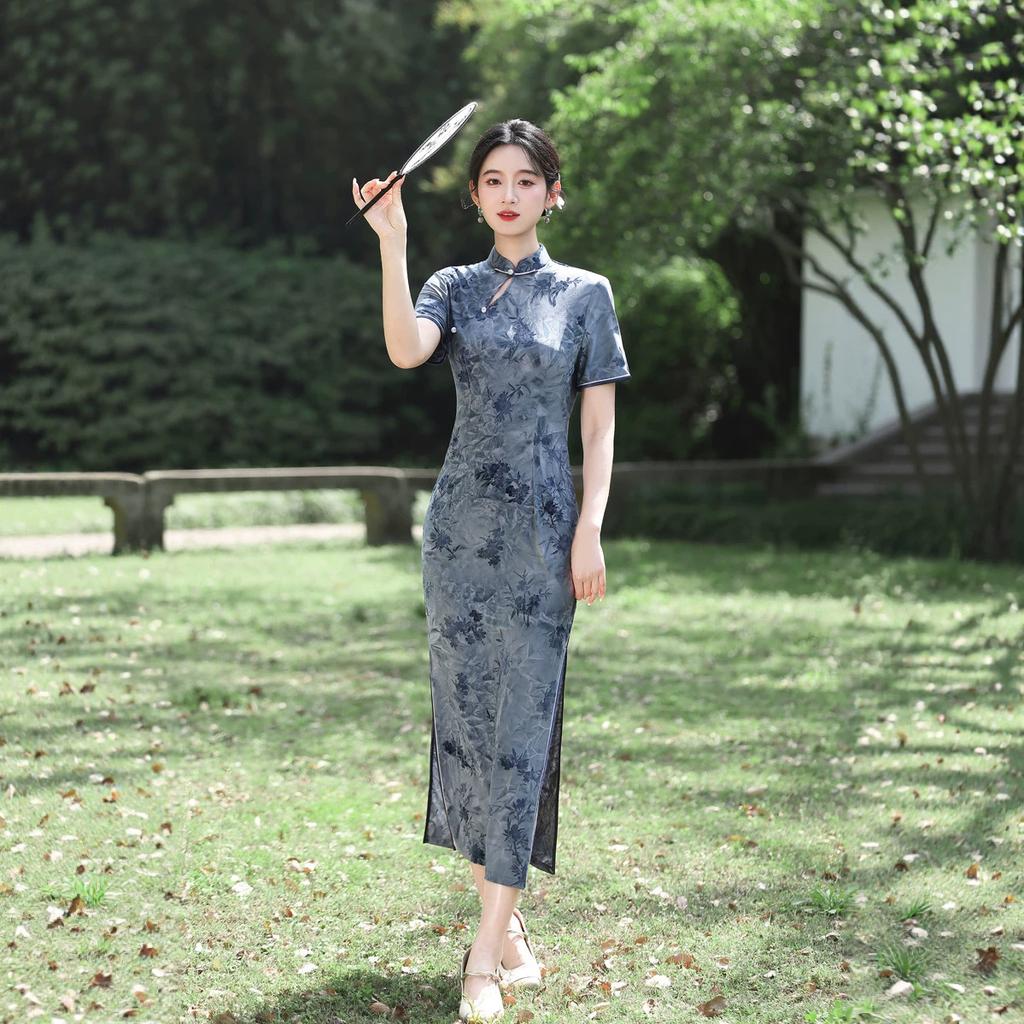 1011 Chinese style summer and autumn new improved flocked cheongsam long wedding ceremony daily self-cultivation Chinese performance