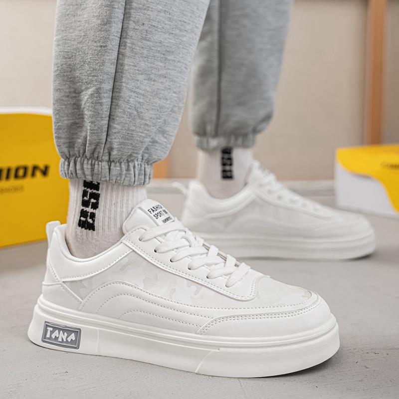 Fashion Men Casual Shoes Breathable Non-slip White Sport Shoes Designer Comfortable Board Shoes Platform Male Walking Sneakers