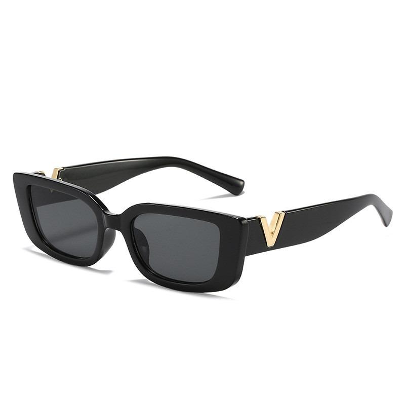 Retro Rectangle Sunglasses Women/Men Unisex with Fashion V-shaped Foots Outdoor Sunshade