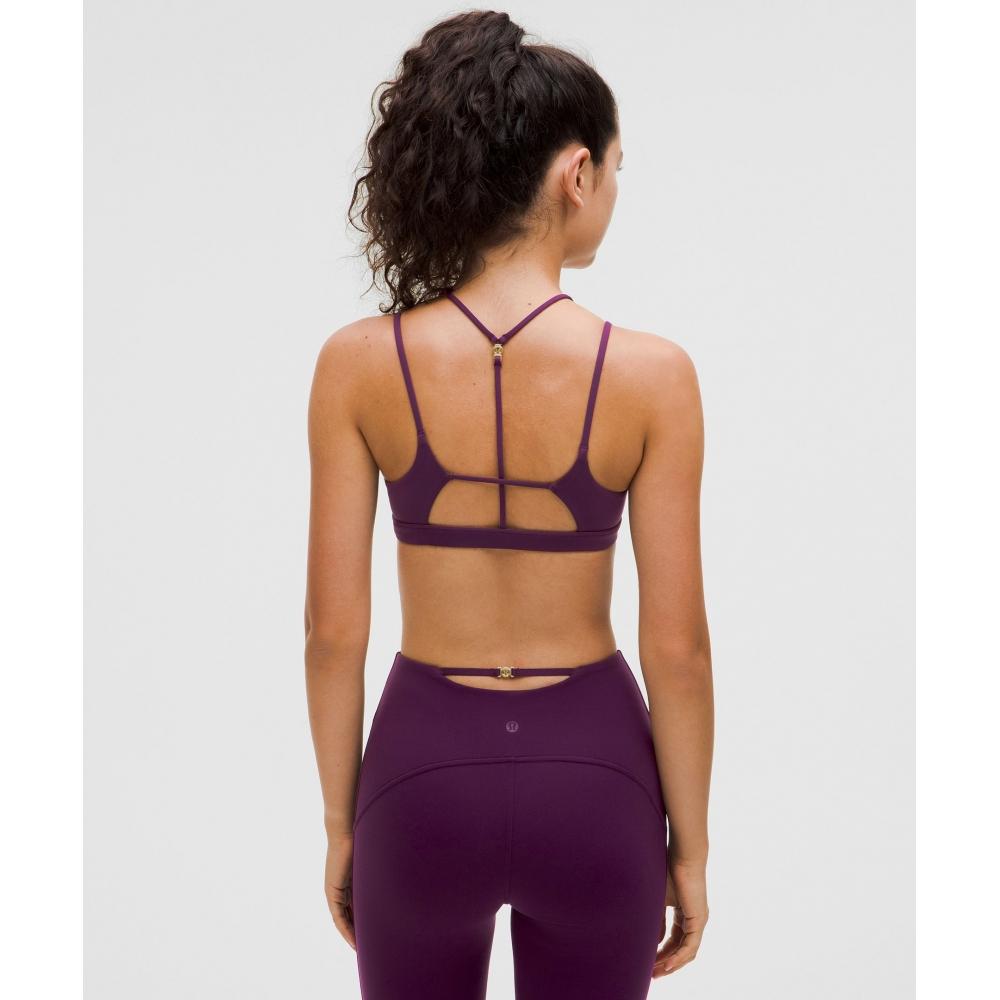 Lululemon Smoothcover StrAppy BrA  Light Support  A B Cup drAmAtic mAgentA