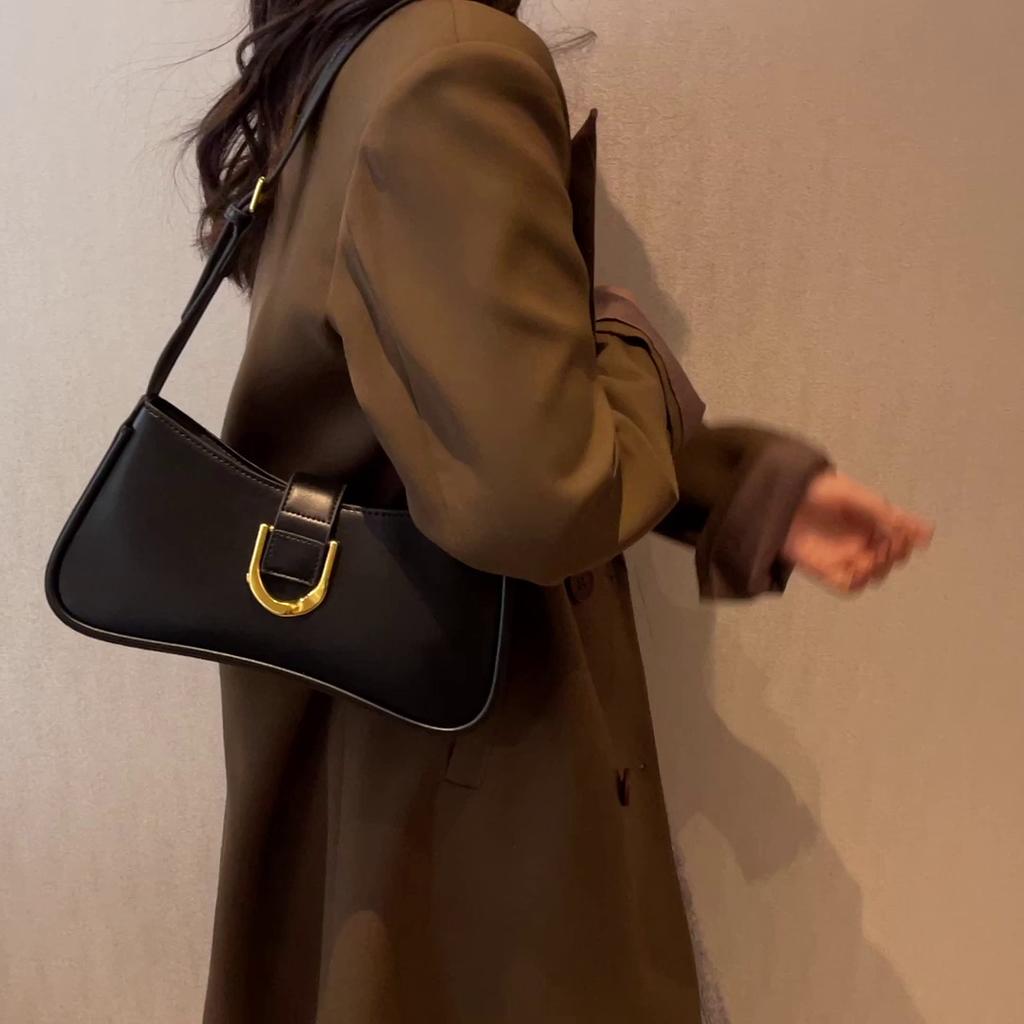 Women's PU Leather Underarm Shoulder Bag Simple Solid Color Zipper Design Crossbody Bag Lady Daily Work Handbags and Purses