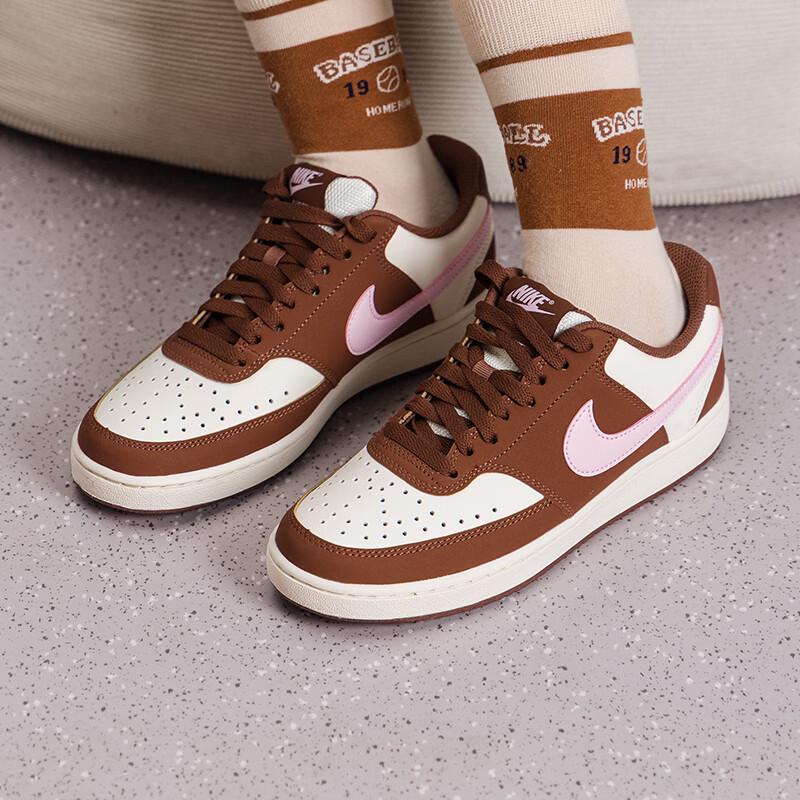 Nike Women s Court Lifestyle Low-Top Sneakers US 8