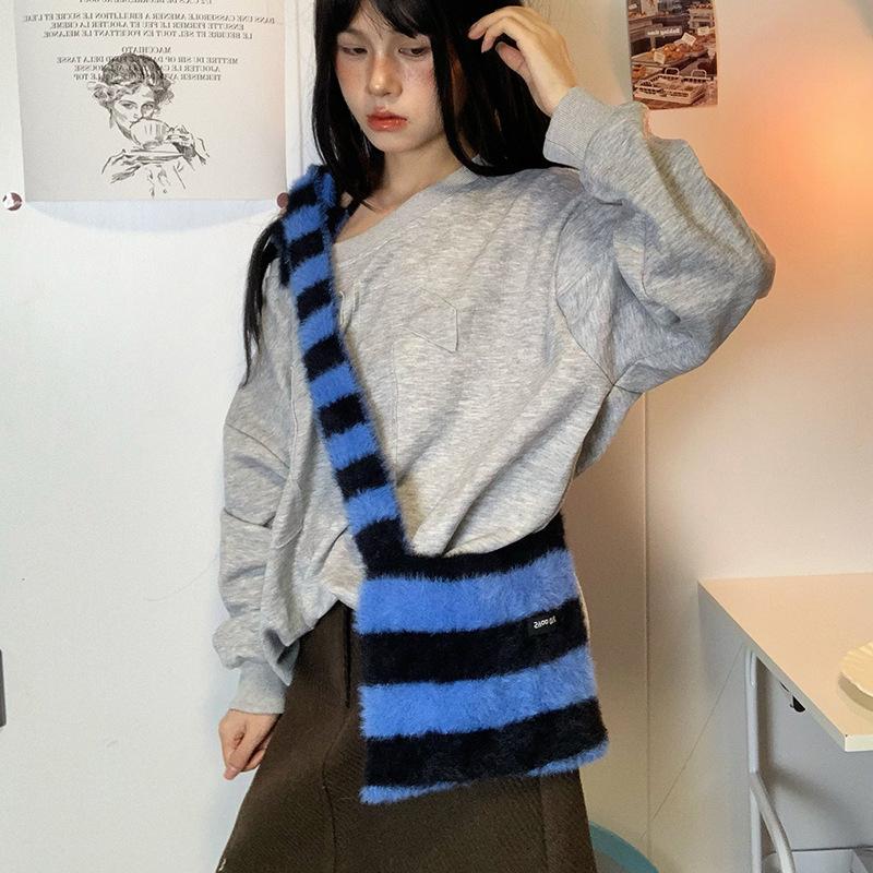 Y2K Subculture  Girl Sweet Cool Style Hat Star Striped Plush Knitted Hat