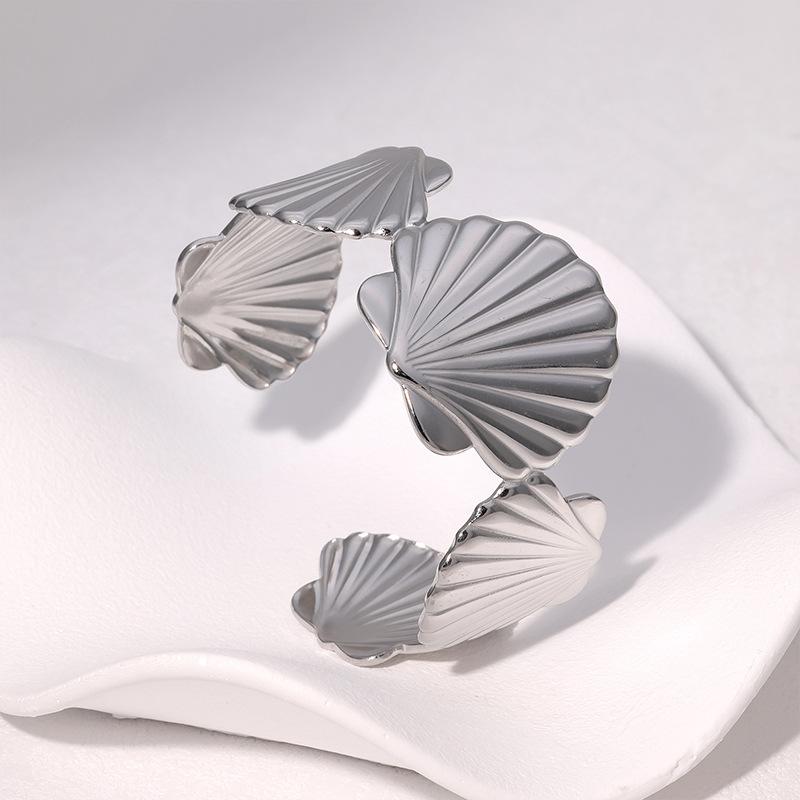 Non-tarnish Minimalist Europe and The United States Stainless Steel Wide Version Scallop Opening Bracelet Women's Niche Light