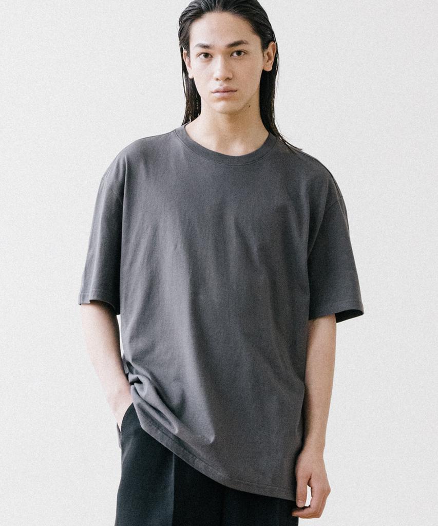 VASTIC Wide Shoulder T-Shirt_Charcoal