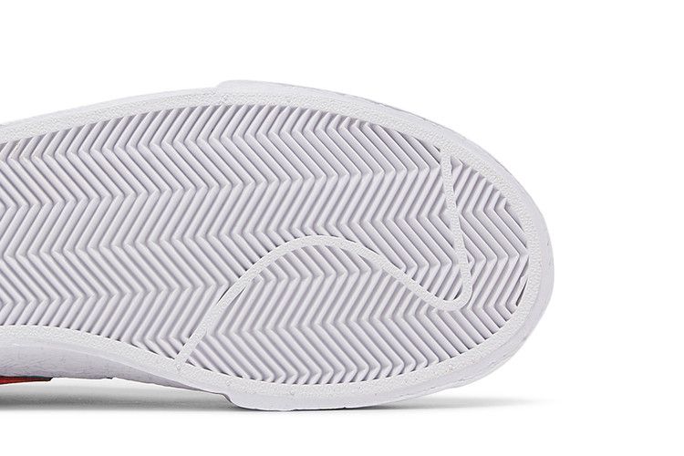 Nike Blazer Low sacai KAWS Red