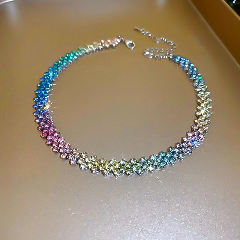 Elegant Rhinestone Square Earrings & Necklace Set – Light Luxury Clavicle Chain Jewelry for Fashionable Evening Wear