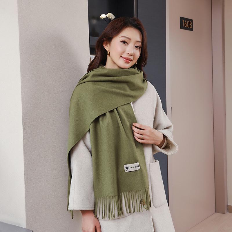 Luxurious Women's Cashmere Wool Scarf: Versatile Solid Color Shawl for Autumn and Winter