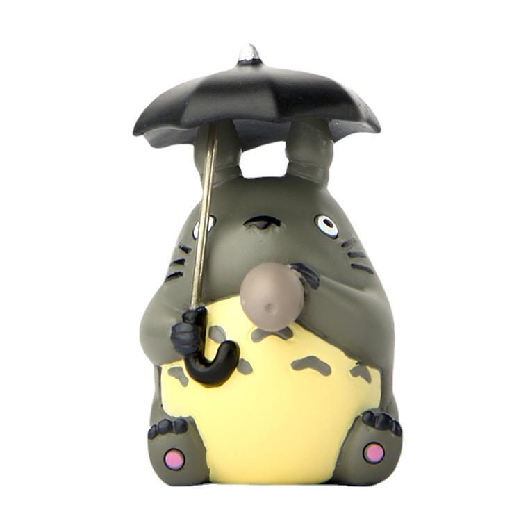 Resin Cartoon My Neighbor Totoro With Umbrella Design Miniature Garden Decor