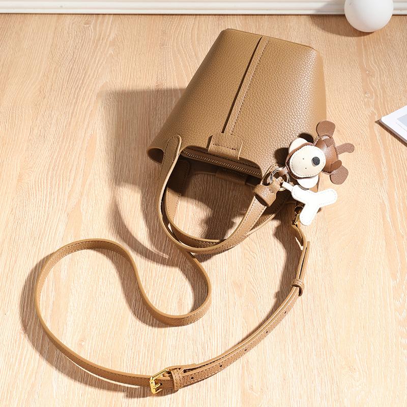Genuine Leather Women's Bags  Light Luxury Niche Bucket Bags  New Versatile Handbag Bags  Women's High-end Shoulder Bags