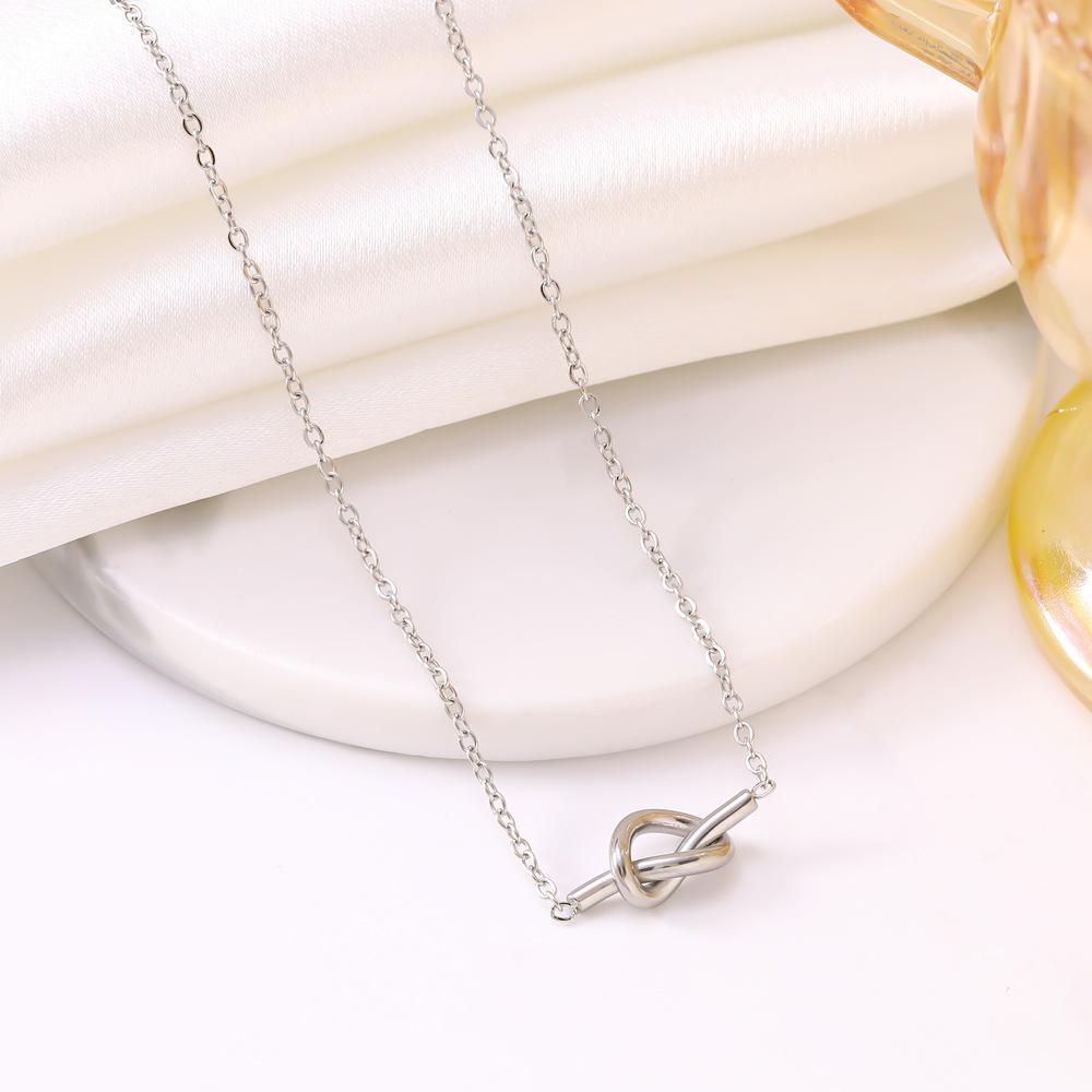 Korean Sweetheart Knotted Heart Pendant Necklace in 18K Gold-Plated Titanium Steel for Women