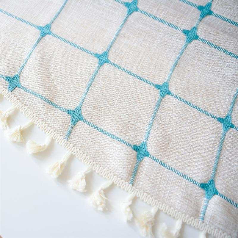 Simple Round Tablecloth Polyester Cotton Blend Against Slip Design Multiple Dyes For Various Uses