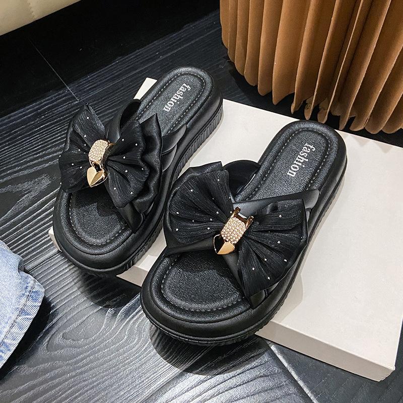 

Универсальные крутые тапочки для женщин на лето с толстой подошвой и бантами 40-41 чёрный