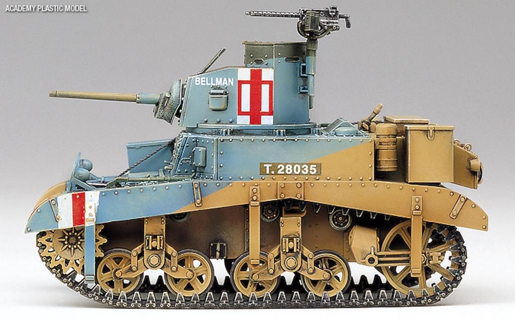 ACADEMY 1/35 British M3 Stuart Honey AM13270 Plastic Model