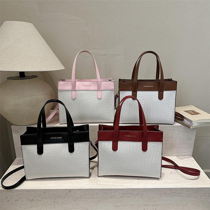New color matching women's casual new texture spring and summer fashion large capacity portable shoulder messenger bag