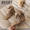 Sandali estivi alla moda per bambine, nuove scarpe romane alla moda a una cinghia, stile bohémien con nappe, stivaletti alla moda per bambini