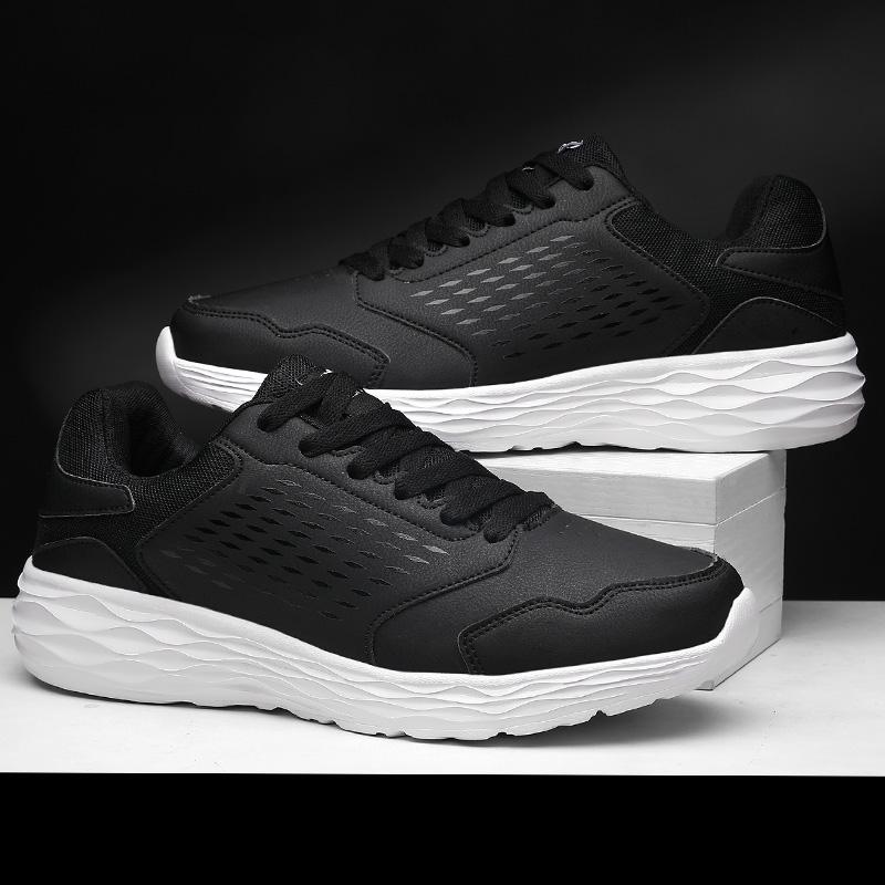 Mens Sports Shoes New Lightweight Snug Leather Casual Sneakers Retro Trendy Anti Slip Training Flat Running Shoes for Man